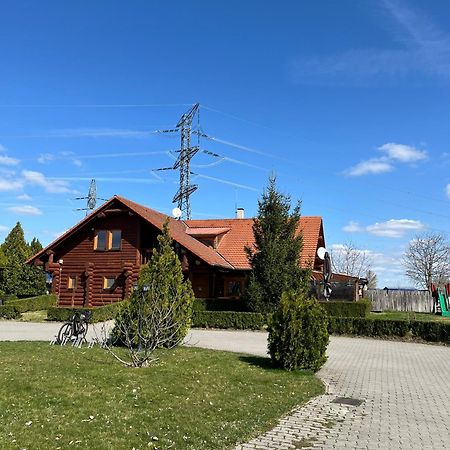 Nimrod Apartman Gabcikovo Екстериор снимка